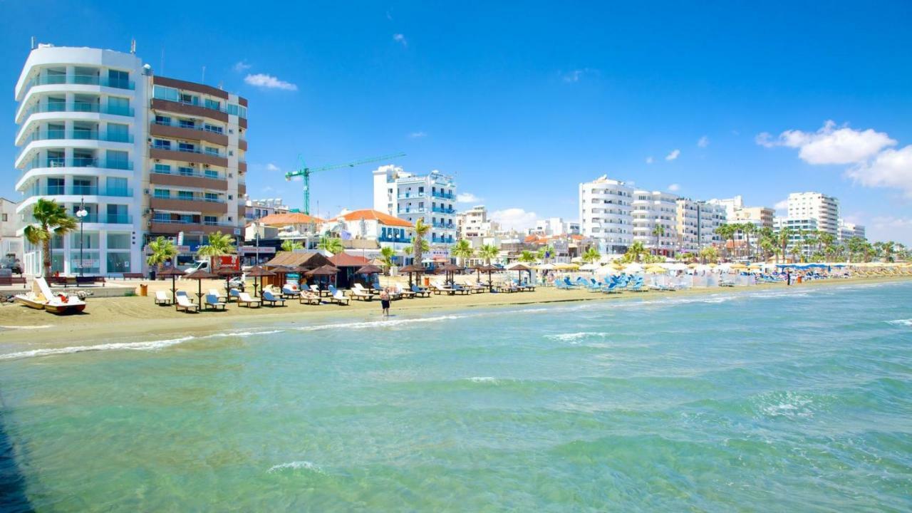 Dezo Luxury Town Apartment Lárnaka Kültér fotó
